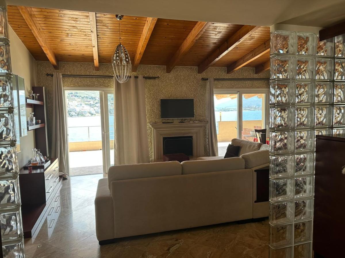 Penthouse Sea View Appartement Sarandë Buitenkant foto