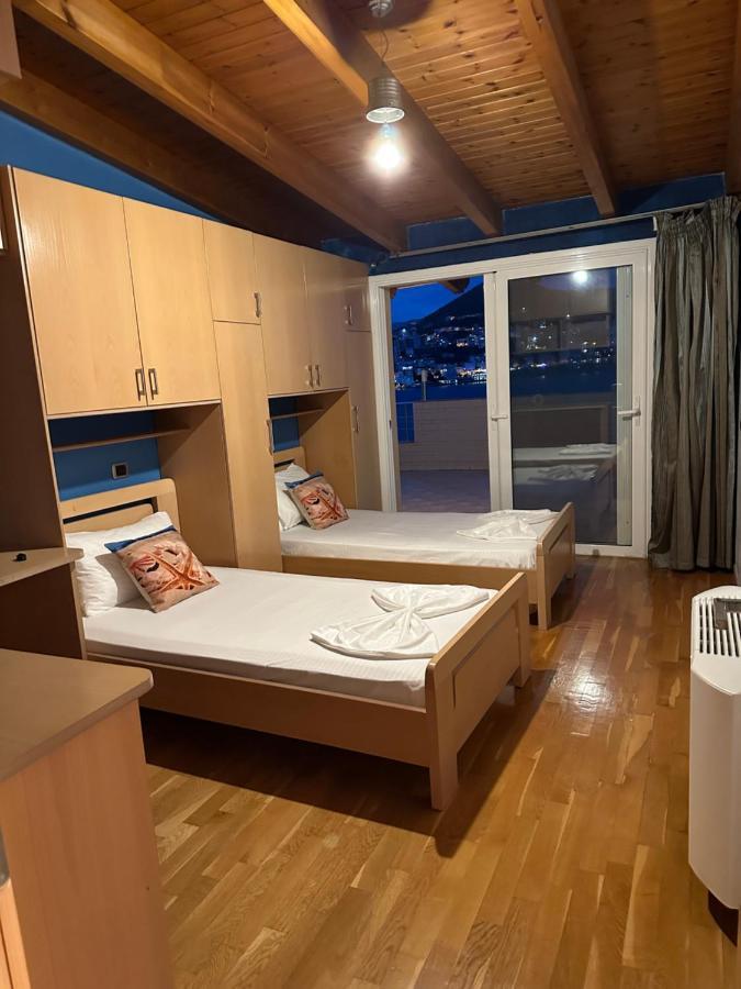 Penthouse Sea View Appartement Sarandë Buitenkant foto